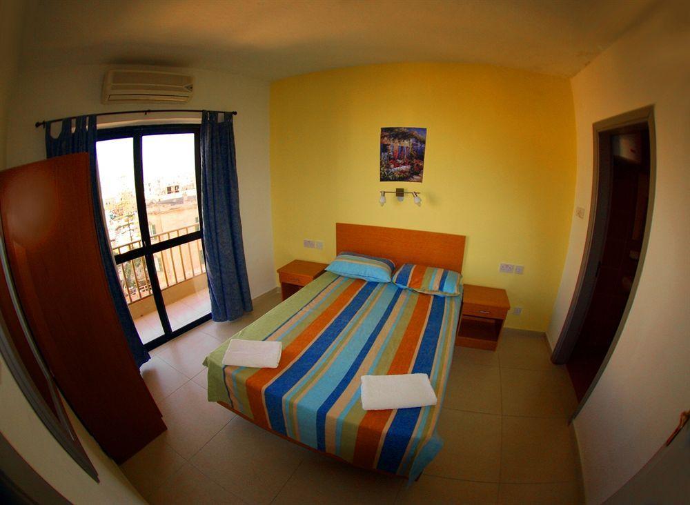 Burlington Apartments San Ġiljan Buitenkant foto