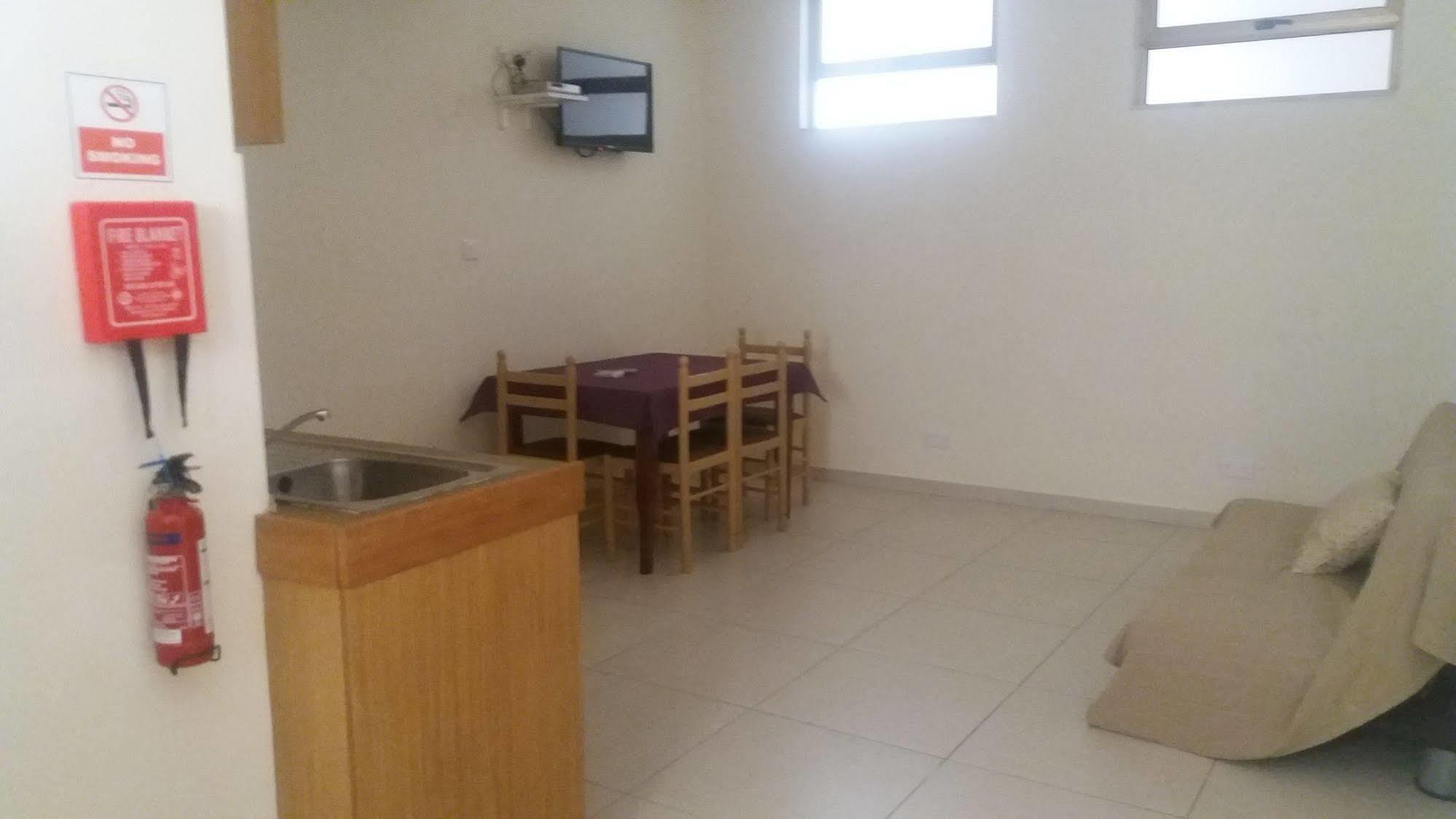 Burlington Apartments San Ġiljan Buitenkant foto