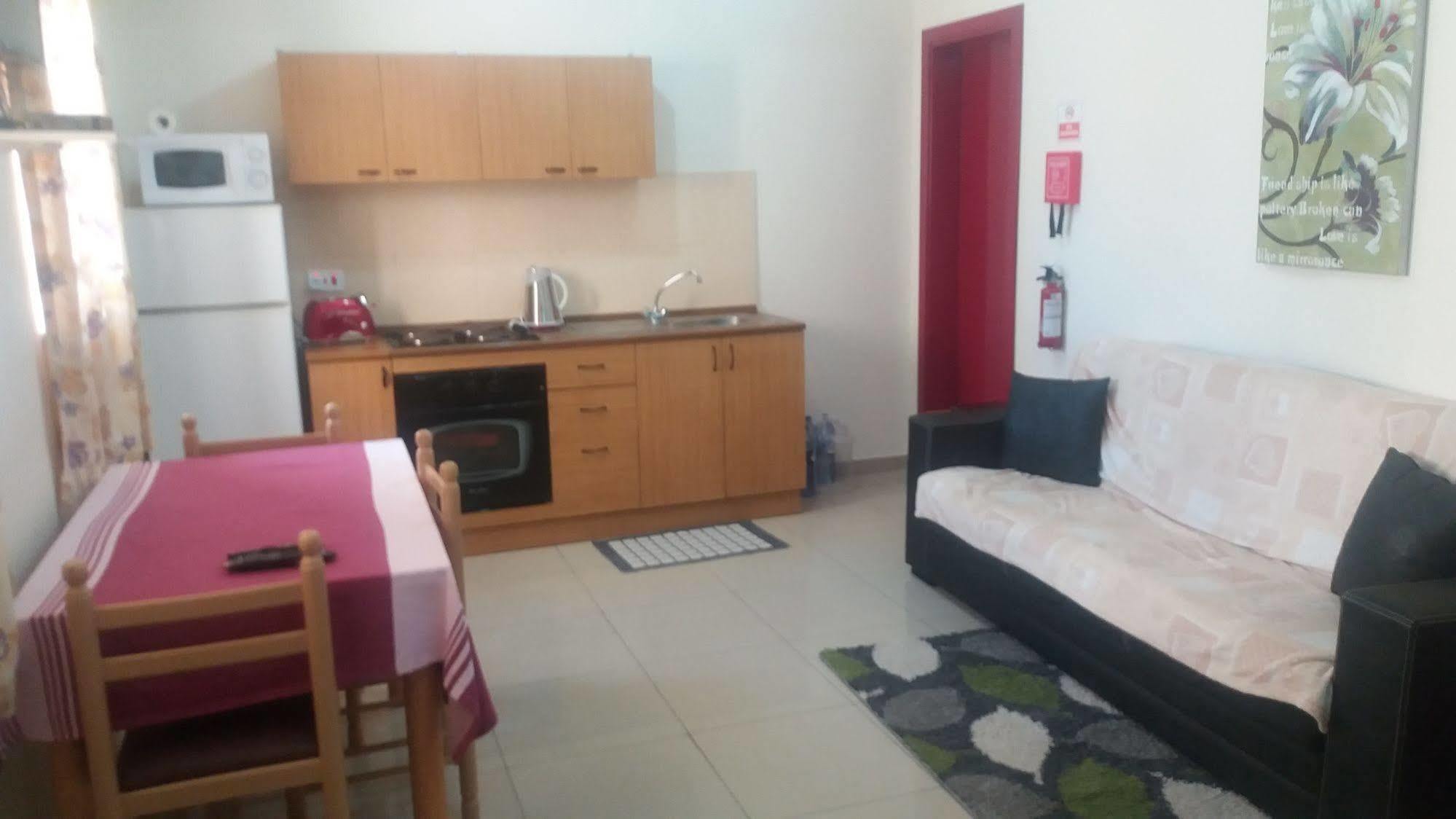 Burlington Apartments San Ġiljan Buitenkant foto